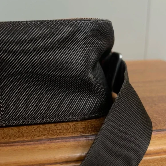 CHRISTMAS SPECIAL LOUIS VUITTON Damier Geant Gray Messenger Computer Laptop Bag - Picture 11 of 16